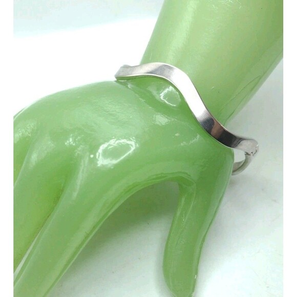 Solid Sterling Silver 925 Smooth Polished Wave Cuff Bangle Hinge Bracelet 20g - Picture 2 of 16